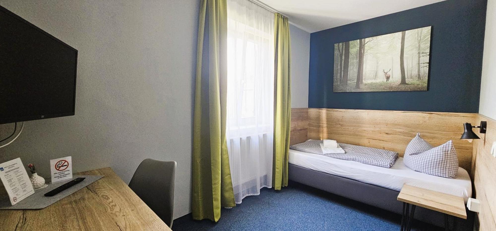 Novitel Pension Pliening - München Messe Exterior foto